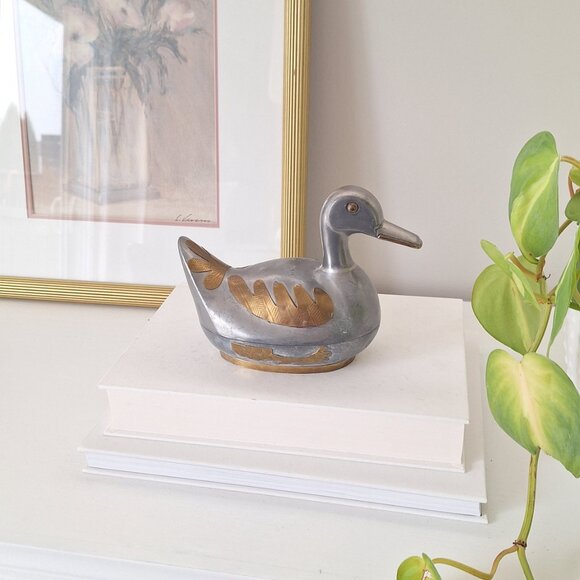 Vintage Pewter Brass Duck Trinket Box - bird Figurine - Picture 4 of 8